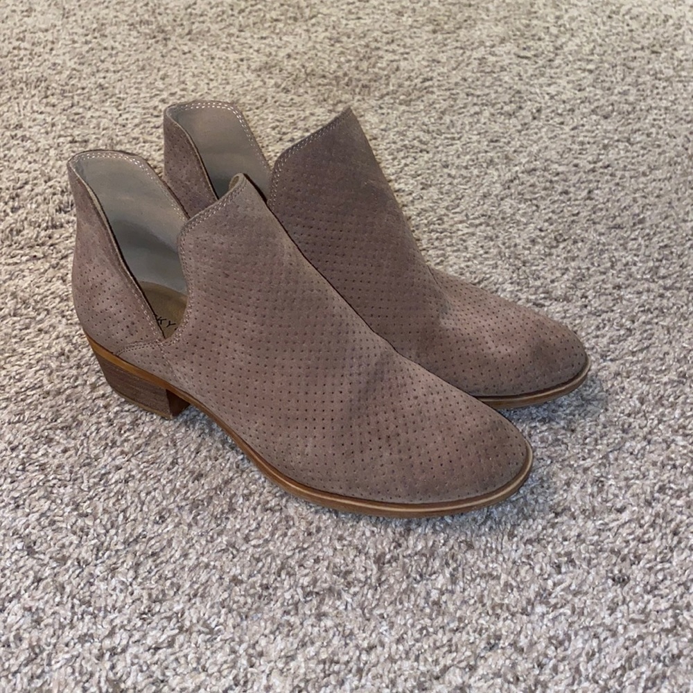 Used Lucky Brand Booties
